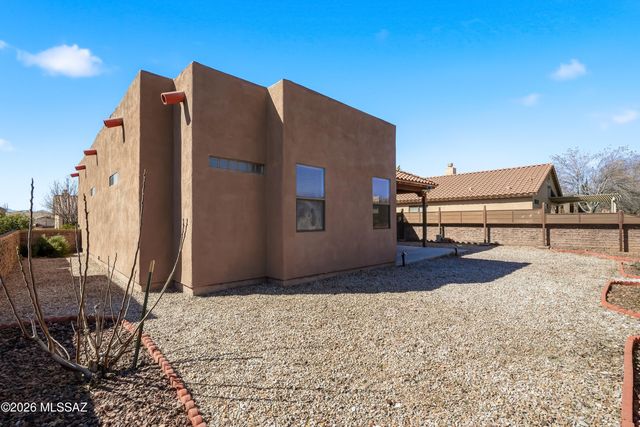 437 Colorado Court, Rio Rico, AZ 85648