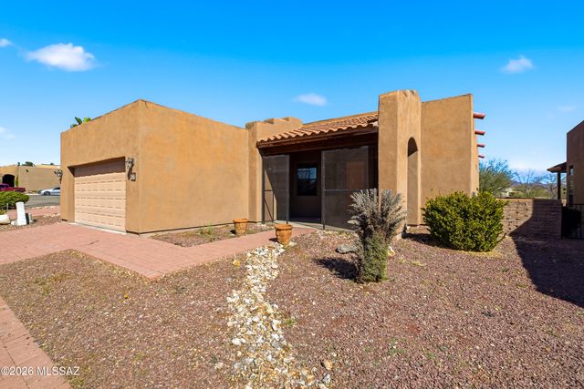 437 Colorado Court, Rio Rico, AZ 85648