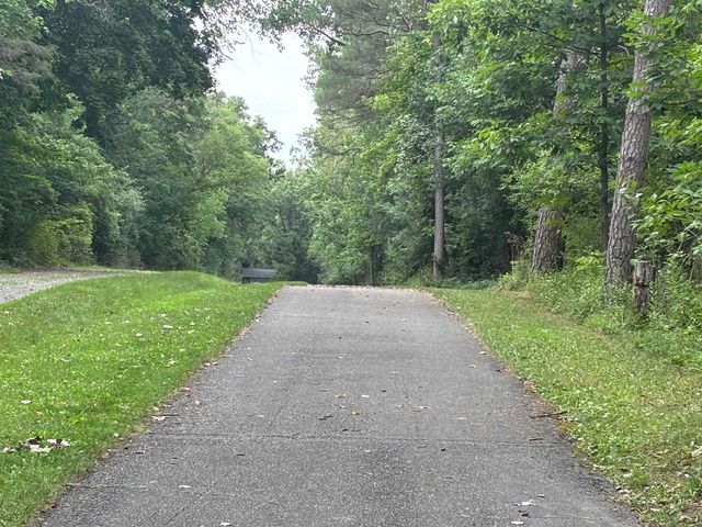522 Autumn Drive, Flushing, MI 48433