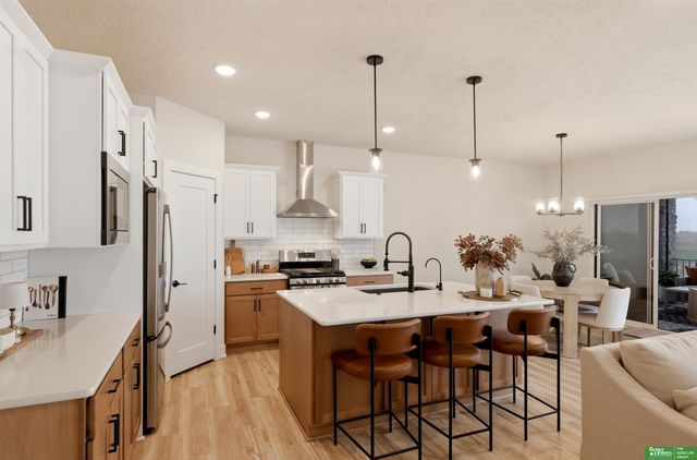 11970 South 118th Street, Papillion, NE 68046