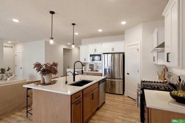 11970 South 118th Street, Papillion, NE 68046