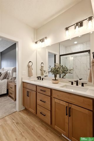 11970 South 118th Street, Papillion, NE 68046