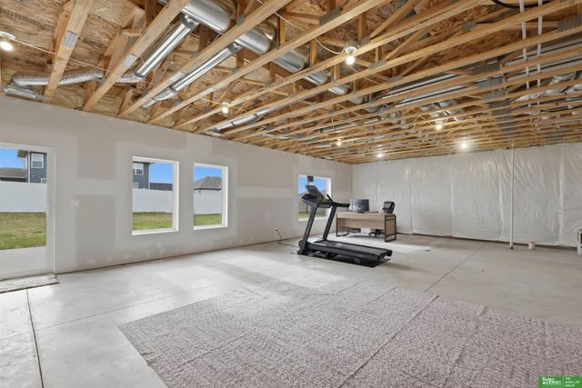 11970 South 118th Street, Papillion, NE 68046