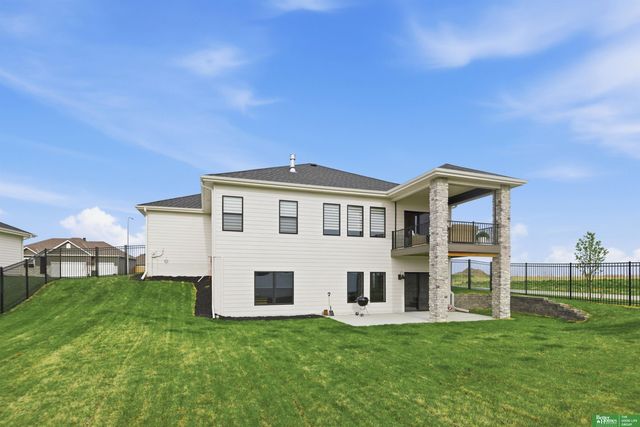 11970 South 118th Street, Papillion, NE 68046