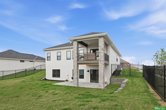 11970 South 118th Street, Papillion, NE 68046