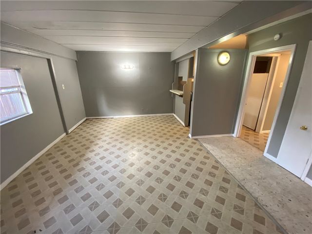 4621 Gollihar 1, Corpus Christi, TX 78411