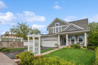 805 Timbers Edge Lane, Northbrook, IL 60062