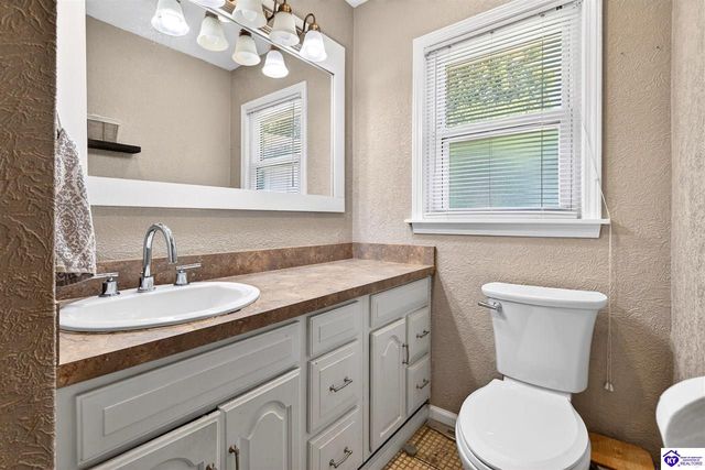 9611 Inca Drive, Louisville, KY 40258