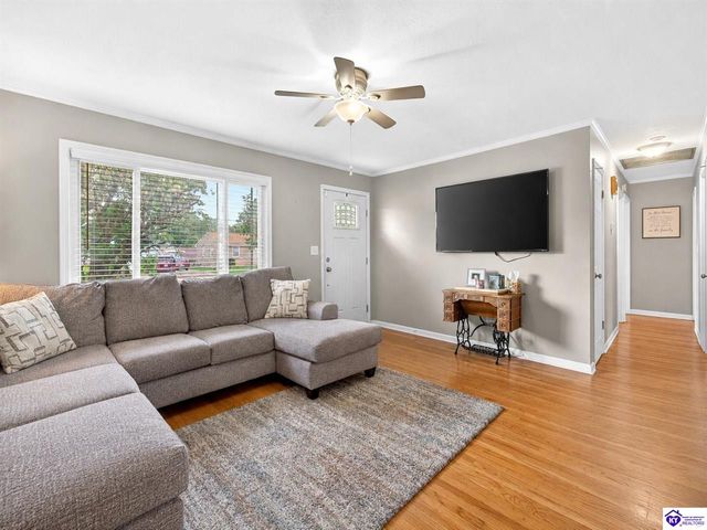 9611 Inca Drive, Louisville, KY 40258