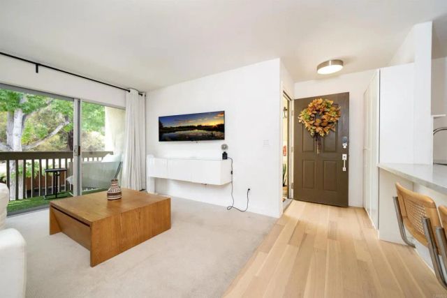 432 Edgehill Ln 32, Oceanside, CA 92054