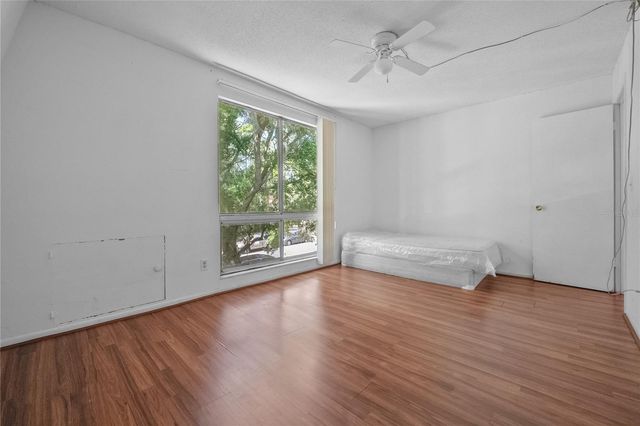 1700 SW 16TH COURT J24, Gainesville, FL 32608