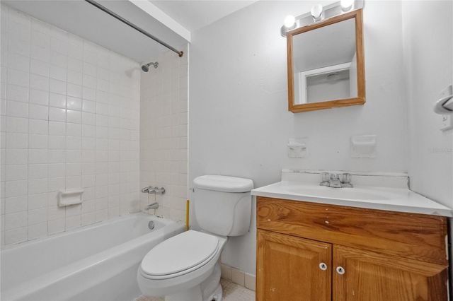 1700 SW 16TH COURT J24, Gainesville, FL 32608