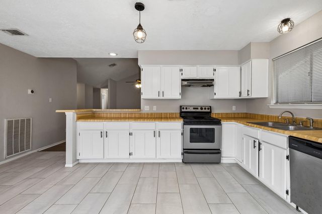 2311 Webster Ranch Road, Friendswood, TX 77546