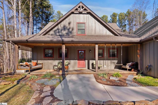 35 Belk Road, Travelers Rest, SC 29690