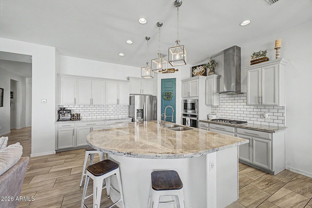 7521 S WOODCHUTE Drive, Gold Canyon, AZ 85118 — photo 2