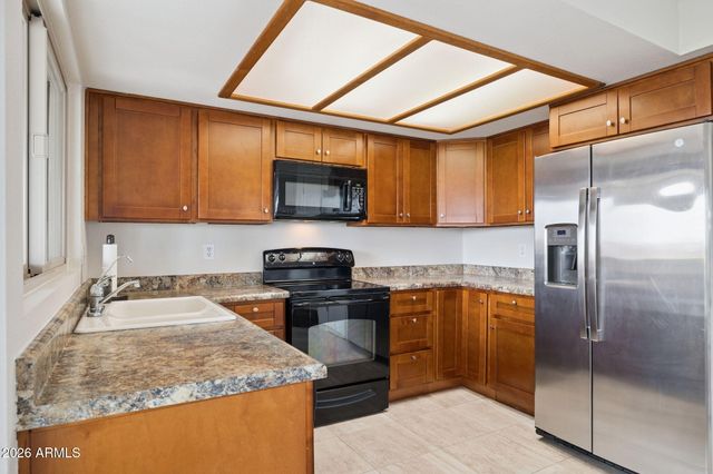 7705 E DESERT FLOWER Avenue, Mesa, AZ 85208