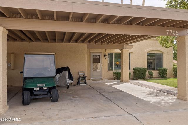 7705 E DESERT FLOWER Avenue, Mesa, AZ 85208