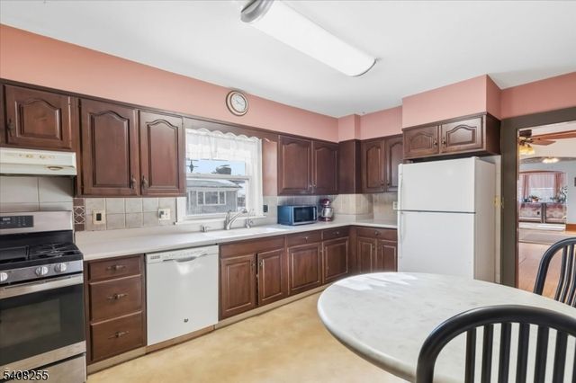 36 Kitchell Ave, Wharton Boro, NJ 07885