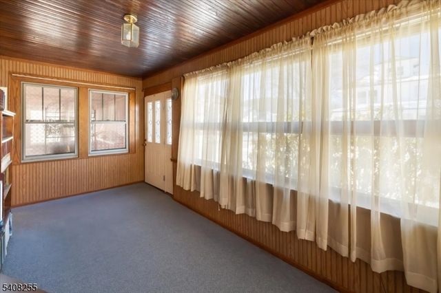 36 Kitchell Ave, Wharton Boro, NJ 07885