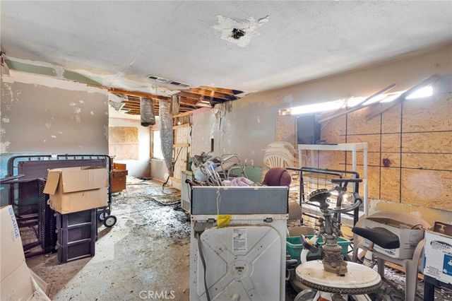 18227 E Avenue Q, Palmdale, CA 93591