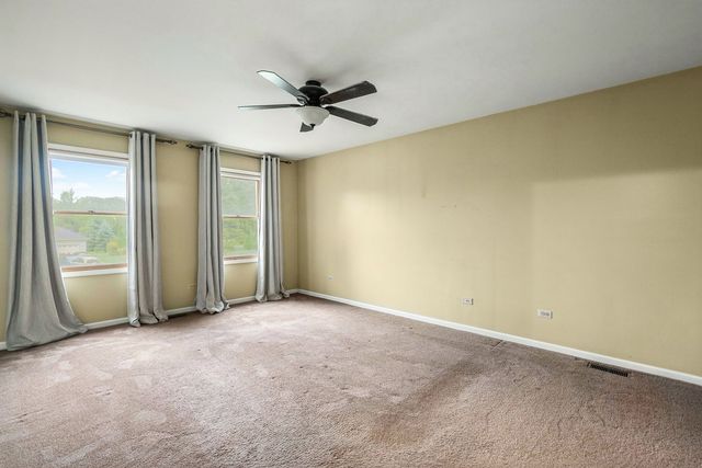 5481 PARKSIDE Court, Gurnee, IL 60031