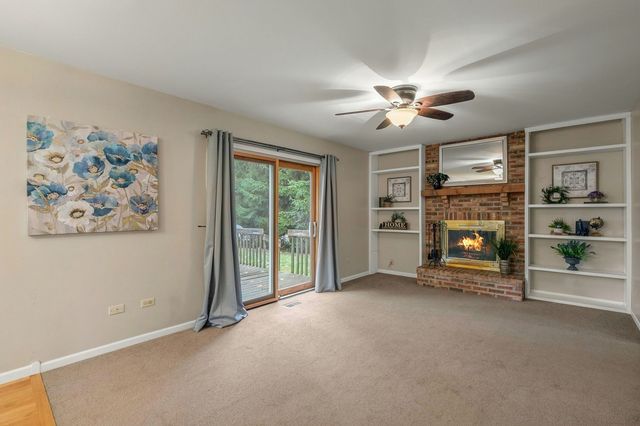 5481 PARKSIDE Court, Gurnee, IL 60031