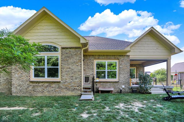 1089 Summerwood Boulevard, Greenfield, IN 46140