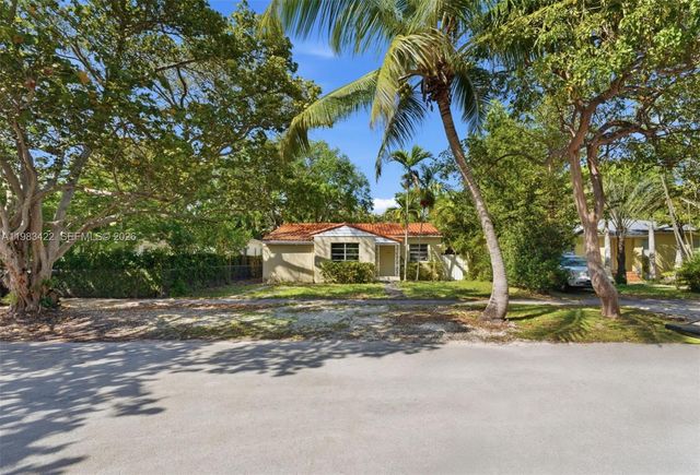 2235 Overbrook St, Miami, FL 33133