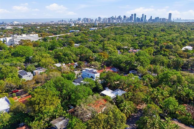 2235 Overbrook St, Miami, FL 33133