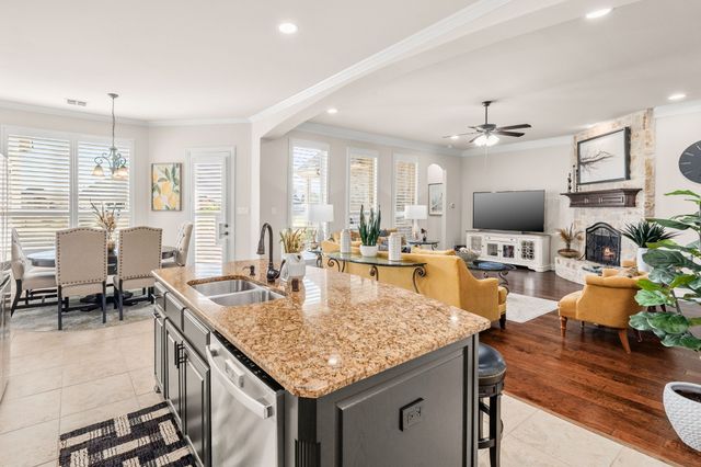 1120 Macgregor Lane, Gunter, TX 75058