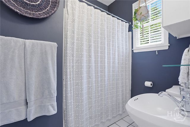 404 E 51st Street, Savannah, GA 31405