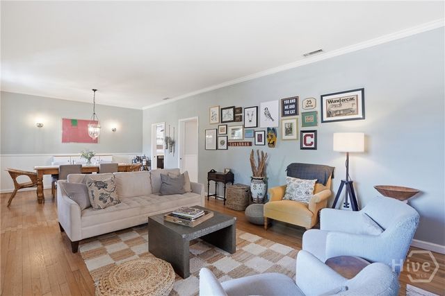 404 E 51st Street, Savannah, GA 31405