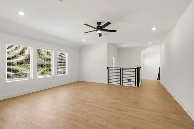 230 Gonsoulin Lane, Pinehurst, TX 77362