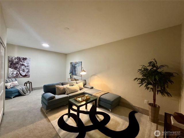 11503 Ainsworth Avenue S, Tacoma, WA 98444