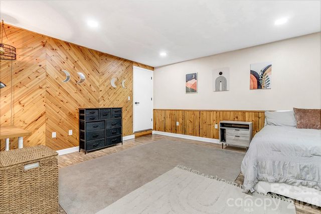 129 Melrose Court, Lake Lure, NC 28746