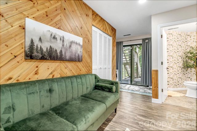 129 Melrose Court, Lake Lure, NC 28746