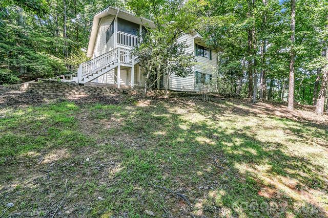 129 Melrose Court, Lake Lure, NC 28746