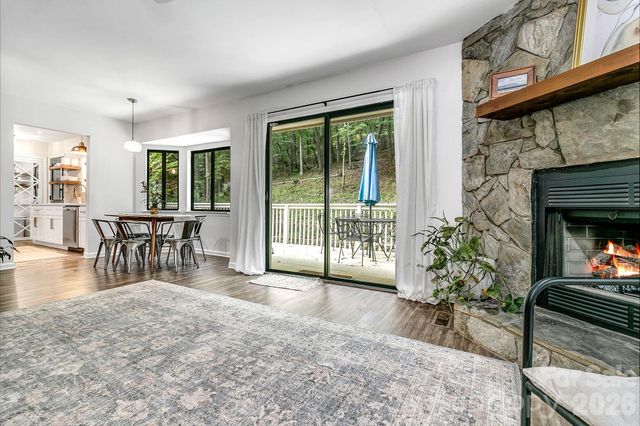 129 Melrose Court, Lake Lure, NC 28746