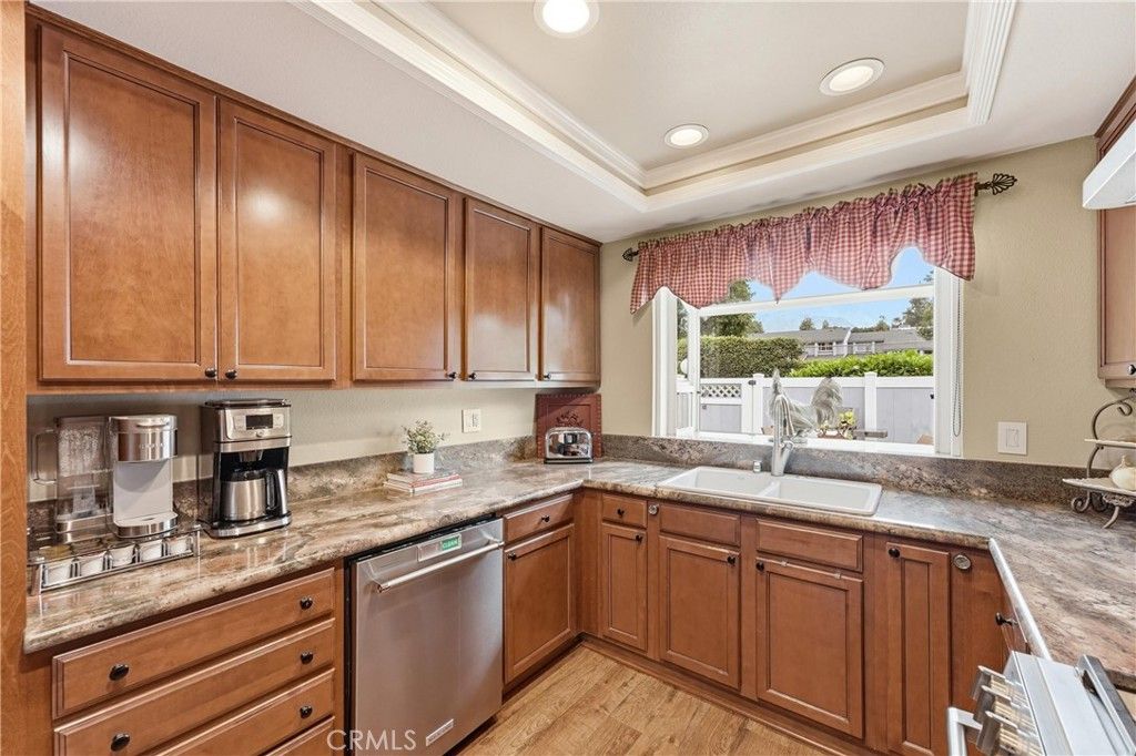 Image 11 of property listing at 900 W Sierra Madre 94, Azusa, CA 91702