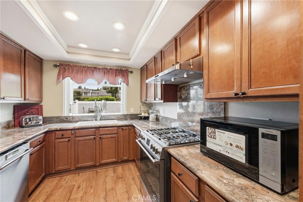 Image 12 of property listing at 900 W Sierra Madre 94, Azusa, CA 91702