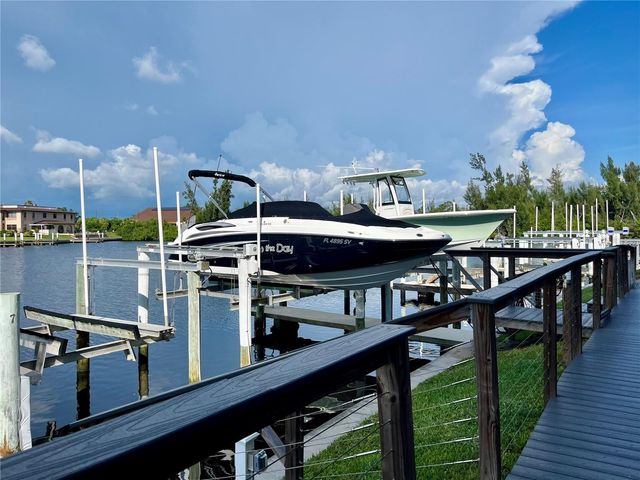 1340 ROCK DOVE COURT 144, Punta Gorda, FL 33950