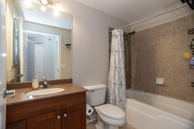 8440 Callie Avenue 606, Morton Grove, IL 60053