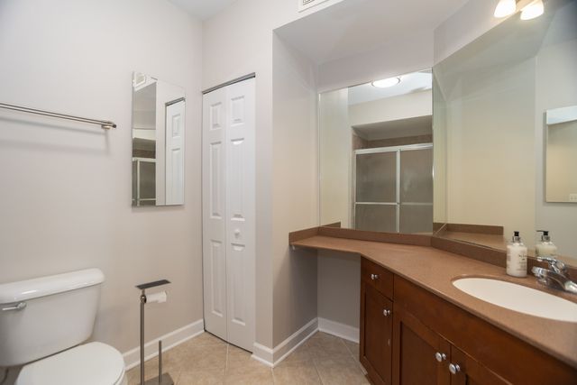 8440 Callie Avenue 606, Morton Grove, IL 60053