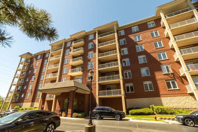 8440 Callie Avenue 606, Morton Grove, IL 60053