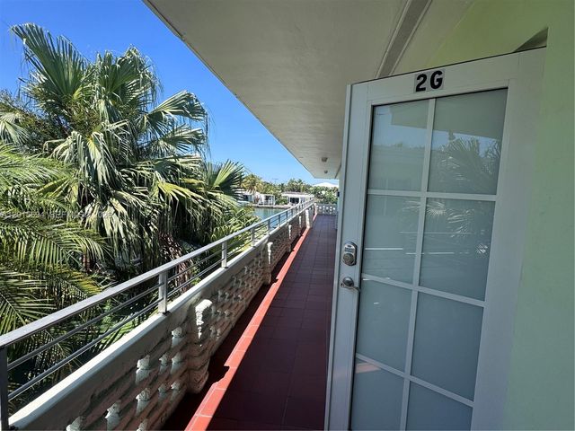 8550 Byron Ave 2G, Miami Beach, FL 33141