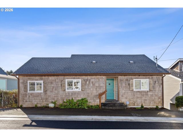 860 Sw 10TH St, Lincoln City, OR 97367