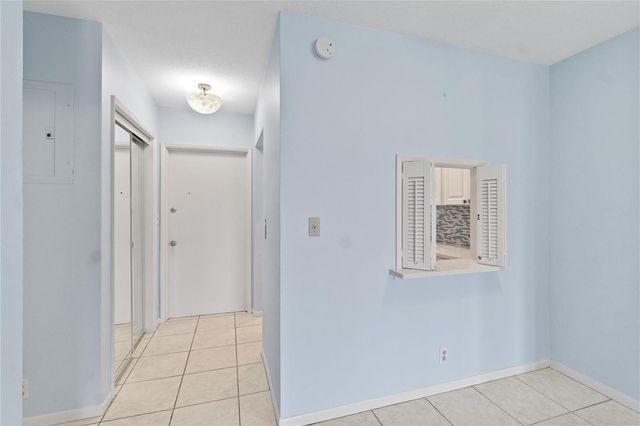 2050 NE 39th Street 302e, Lighthouse Point, FL 33064