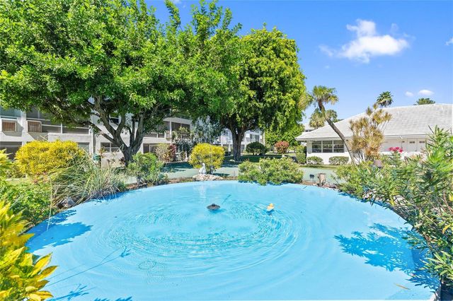 2050 NE 39th Street 302e, Lighthouse Point, FL 33064