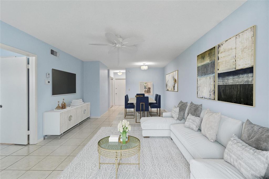 2050 NE 39th Street 302e, Lighthouse Point, FL 33064