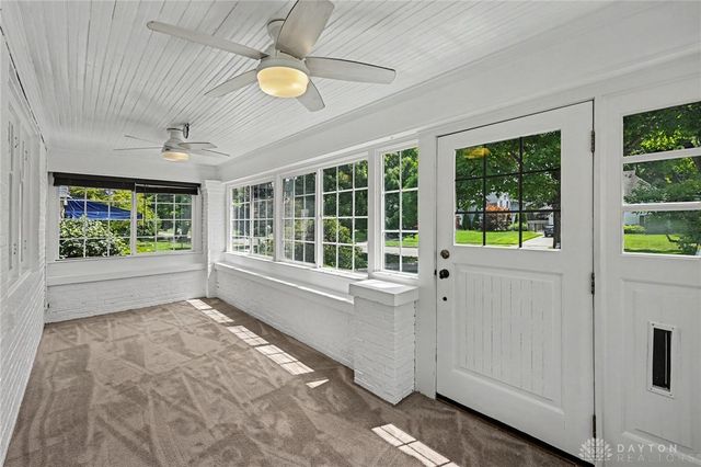 327 East Drive, Oakwood, OH 45419